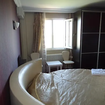 Osaka 3*